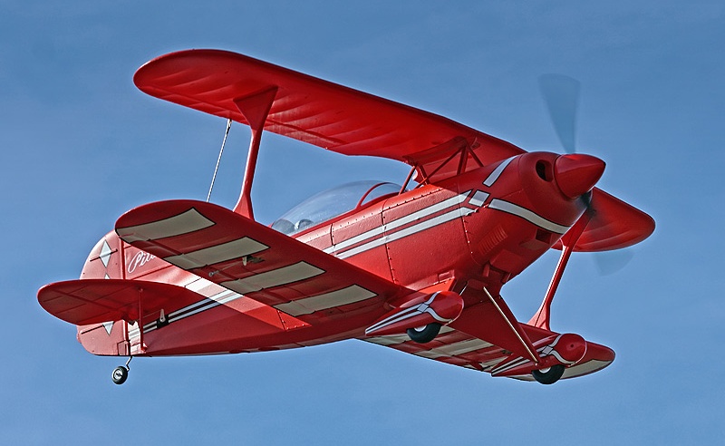 The difference between traditional remote control aircraft, model aircraft and drones